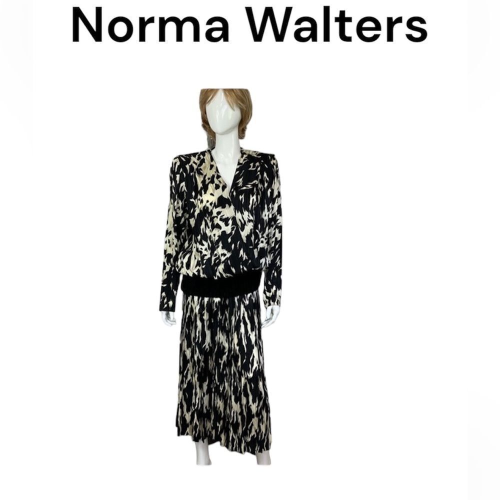 NEW Norma Walters Vintage 80’s Black Cream Silk Top & Midi Skirt Set 10